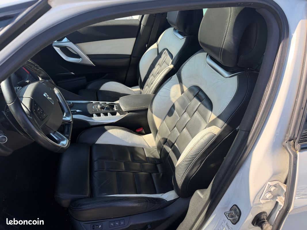 Citroen ds5 hybrid4 2.0 hdi 163ch 4x4 so chic etg fulls options garantie (image 10)