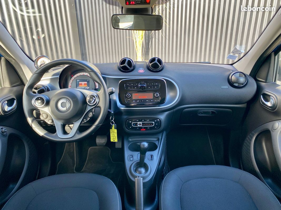 SMART FORFOUR 5 PORTES PASSION Boîte automatique (image 5)