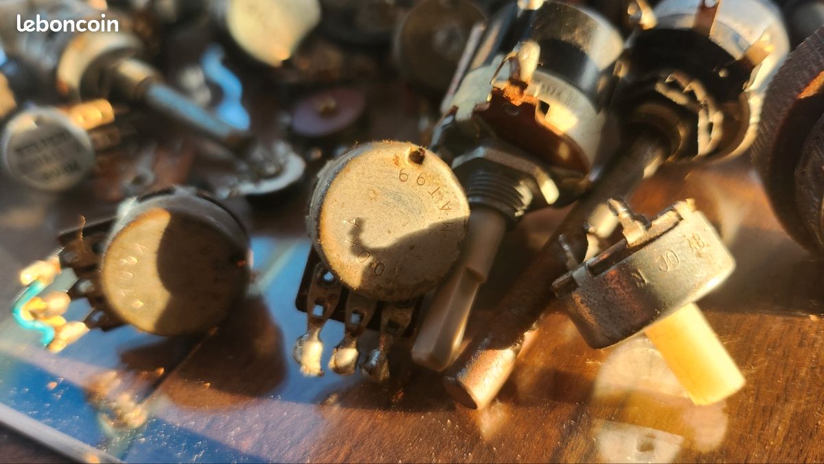 Lot de potentiomètres (image 2)