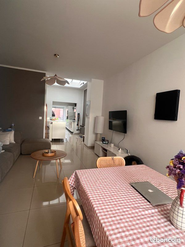 Maison 5 pièces 114 m² · à Croix · 114 m² · 235 000 €