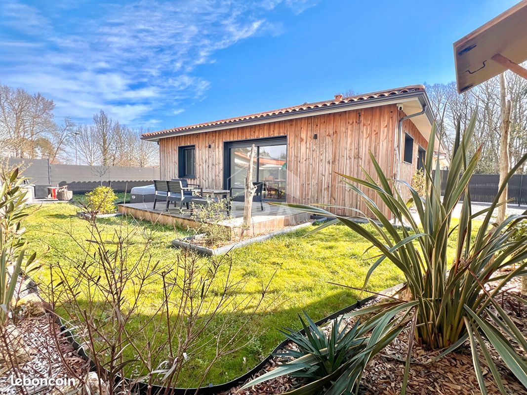 Maison 5 pièces 101 m² · à Belin-Béliet · 101 m² · 379 800 €