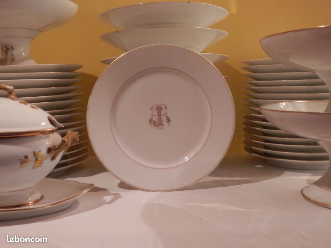 Vaisselle en porcelaine de Paris fin XIXème (image 3)