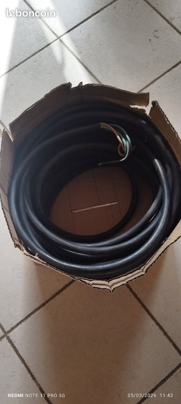 21 m Câble u 1000 R02V-J- 4x10 cu-use206 (rigide) (image 1)