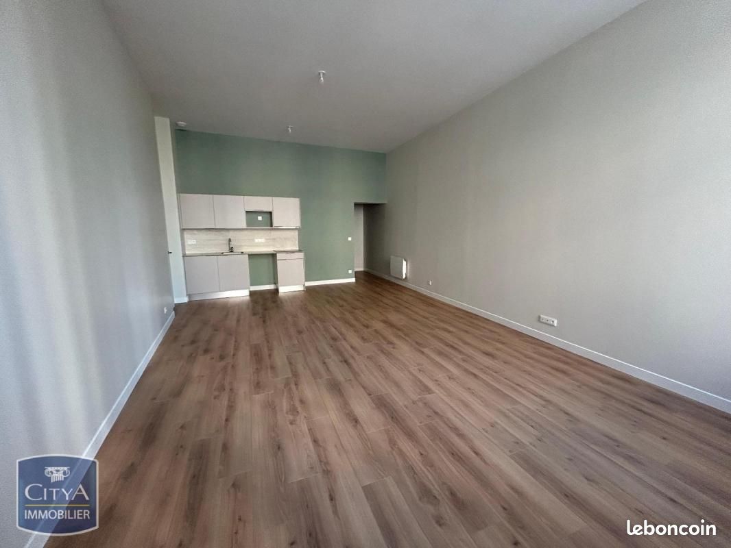 Appartement 3 pièces 82 m² · à Troyes · 82 m² · 815 €