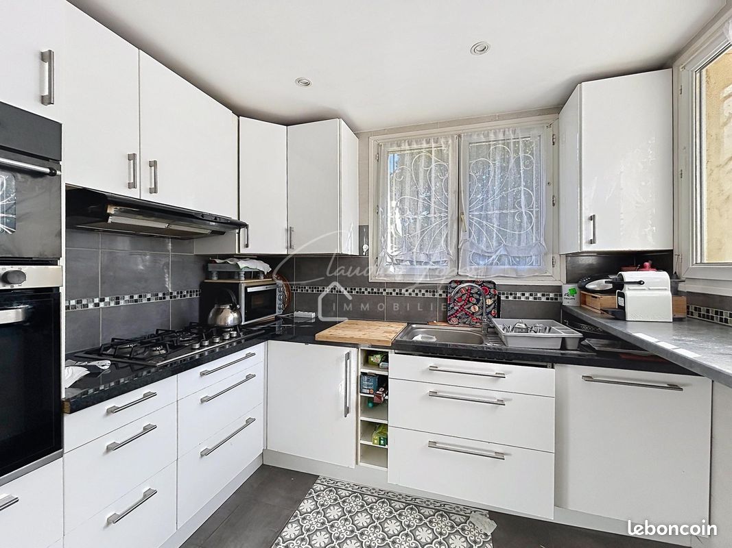 Maison 9 pièces 152 m² · à Argenteuil · 152 m² · 443 000 €