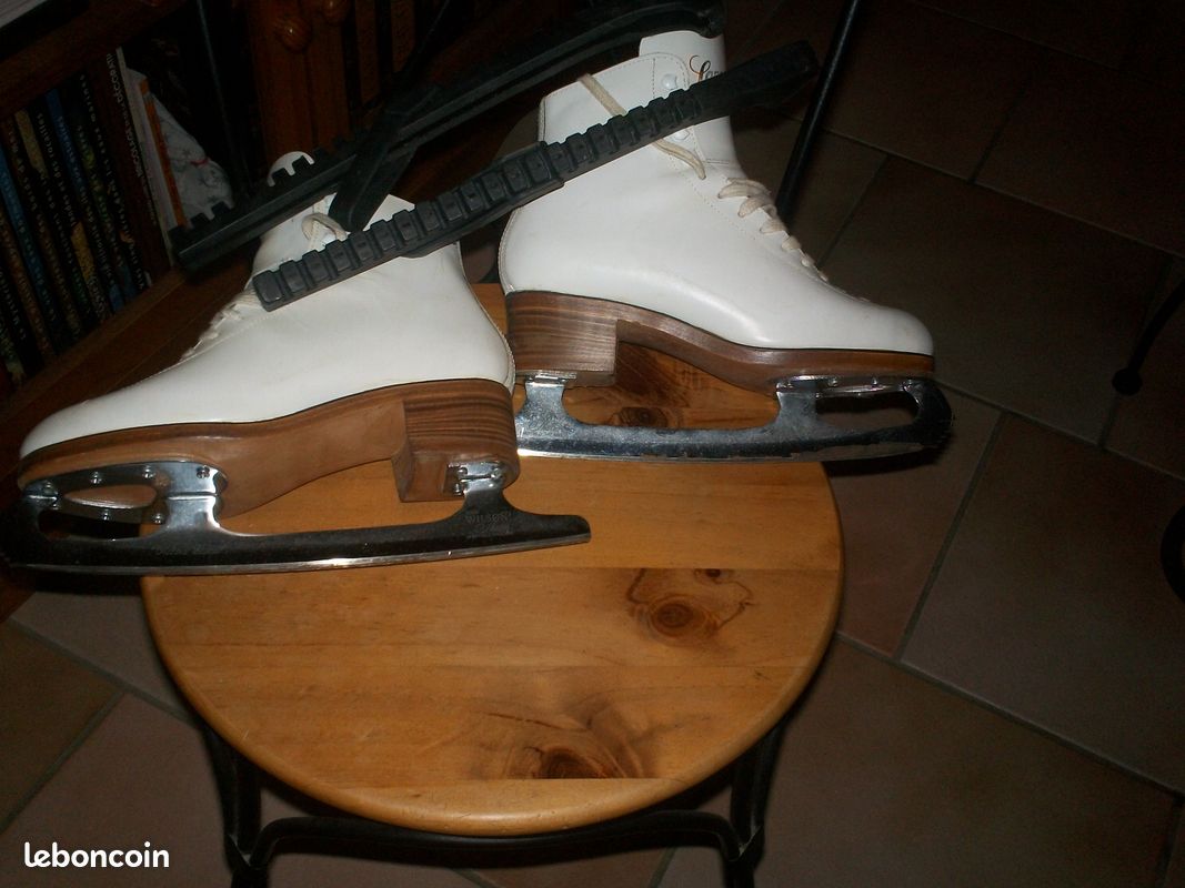 Patins glace blancs (image 3)