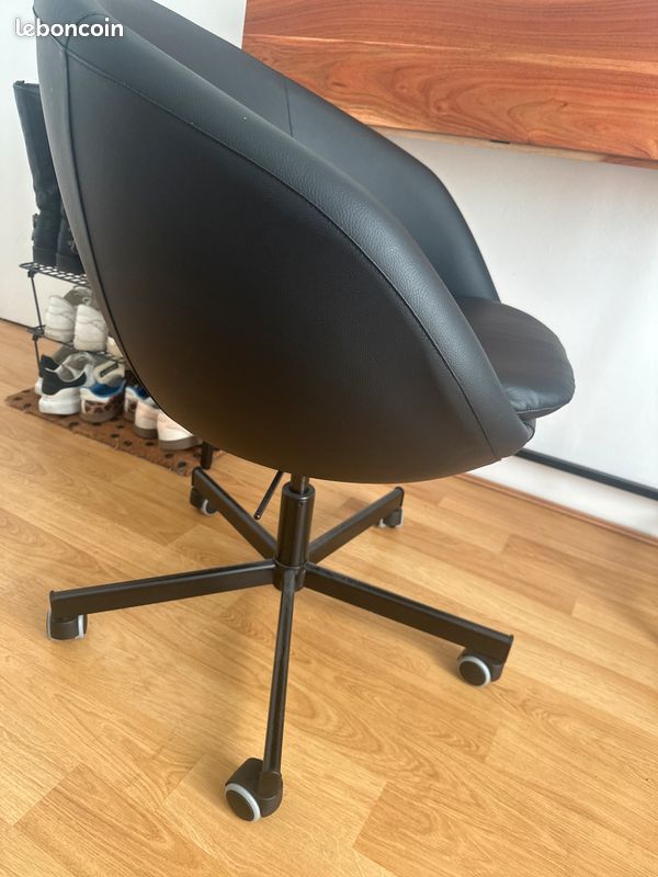 Chaise de bureau noire Ikea pivotante - Très bon état - Paris 18 (image 3)