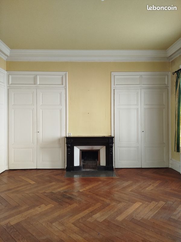 Appartement 7 pièces 191 m² · à Saint-Étienne · 191 m² · 318 000 €