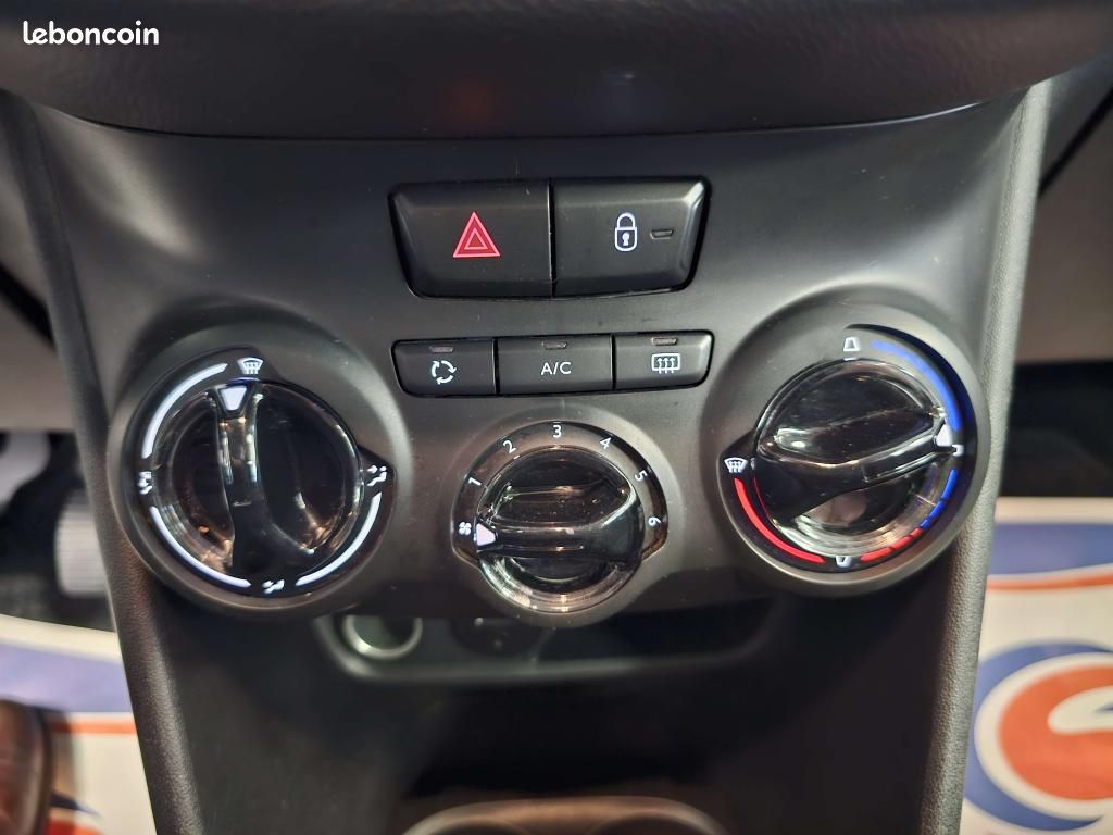 PEUGEOT 208 1.2i PureTech 12V - 82 BERLINE Active PHASE 2 (image 22)