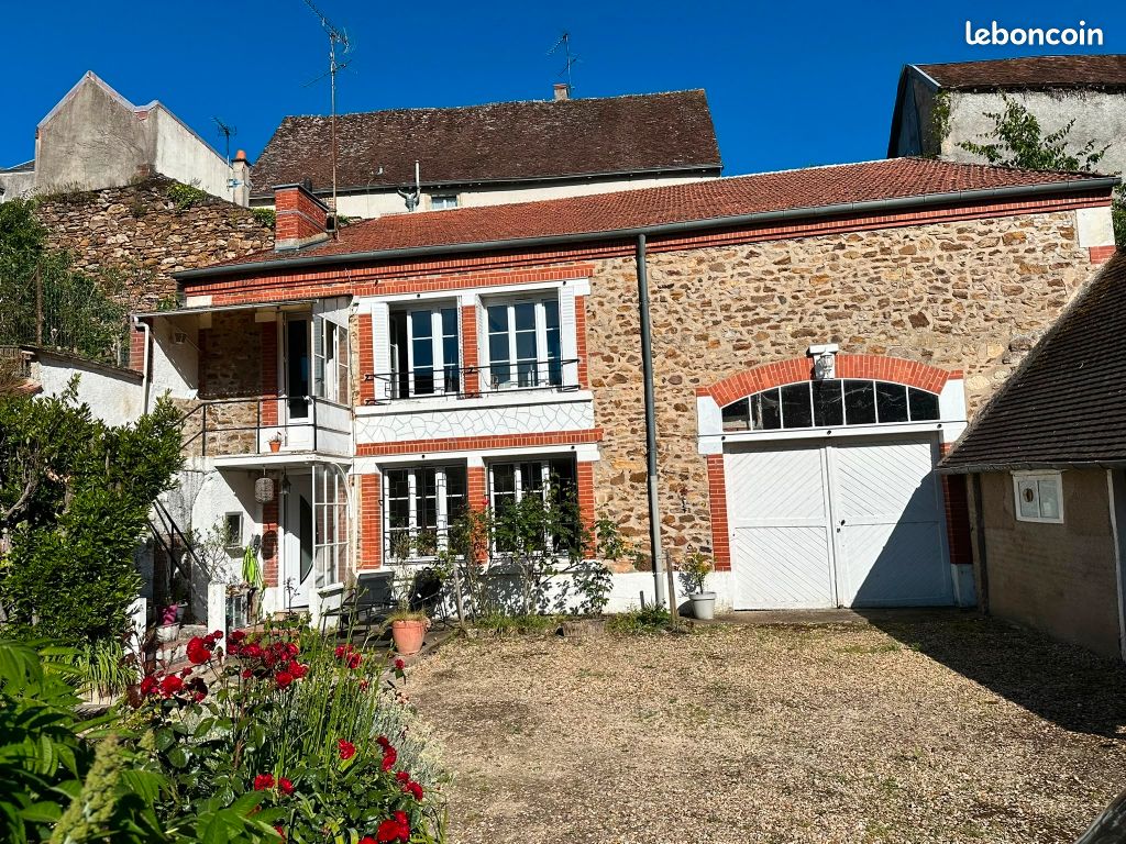 Maison 3 pièces 92 m² · à Graçay · 92 m² · 97 200 €