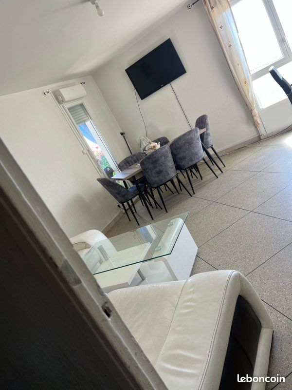 Appartement 3 pièces 82 m² · à Marseille · 82 m² · 650 €/mois