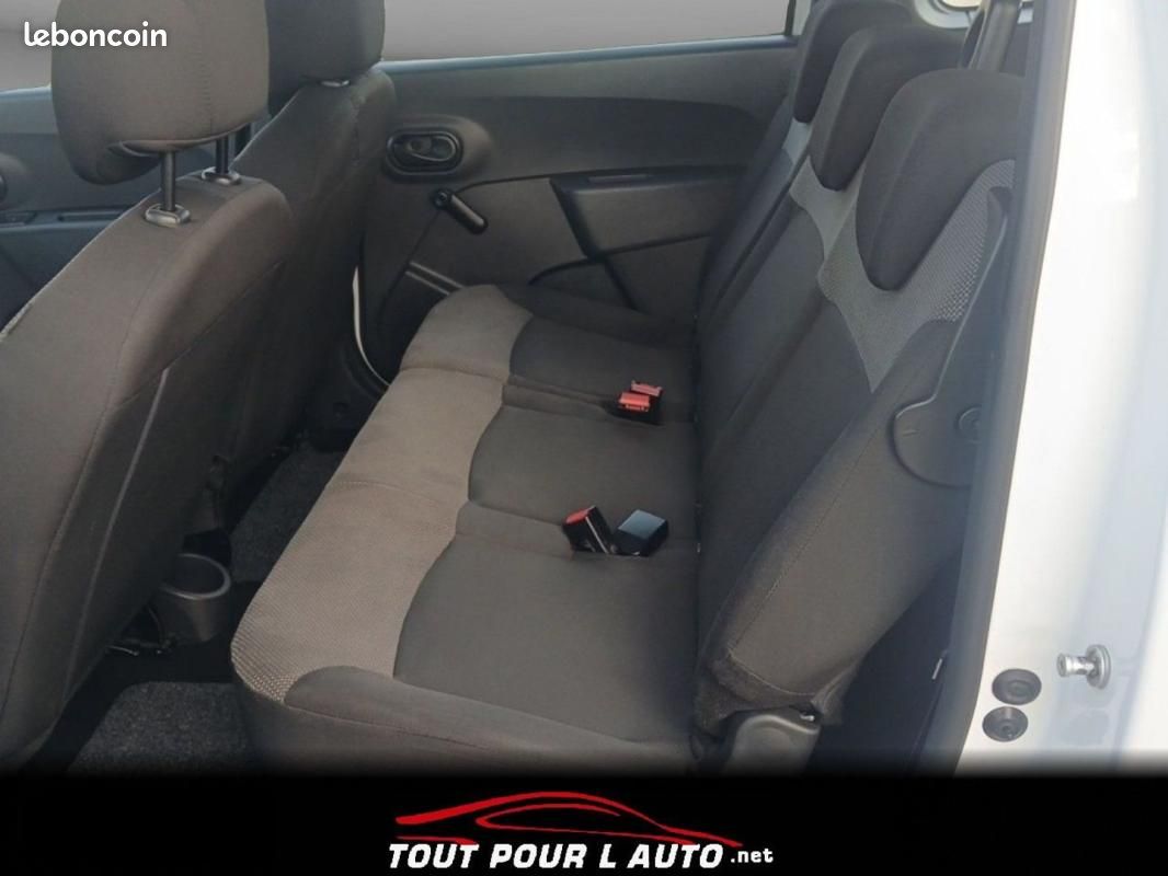 Dacia Lodgy Blue dCi 95 7 places Essentiel (image 15)