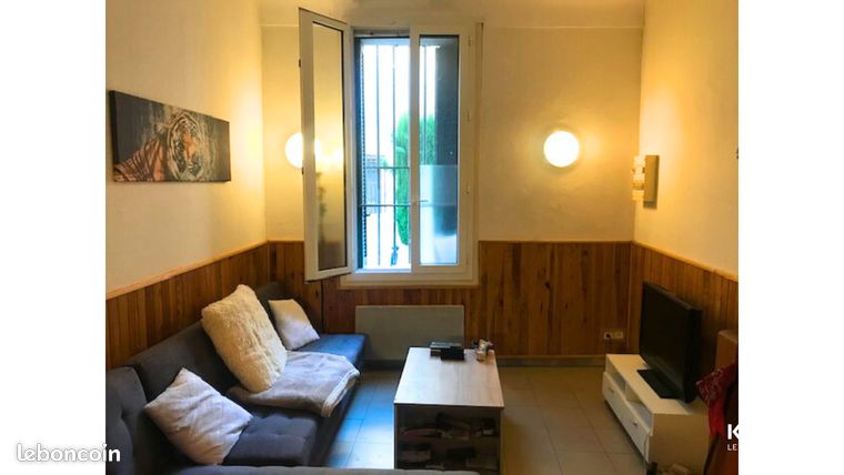 Studio 1 pièce 18 m²