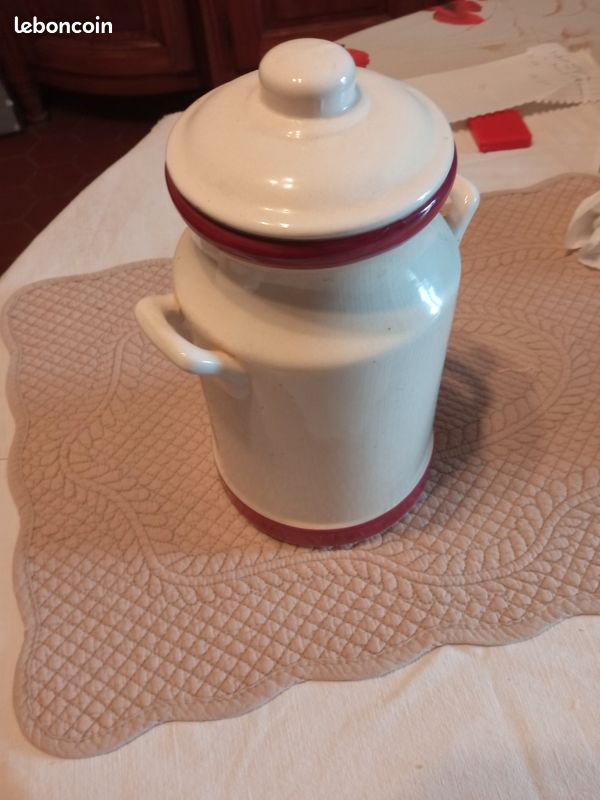 Ancien pot en faïence pour biscuit ou confiserie (image 3)