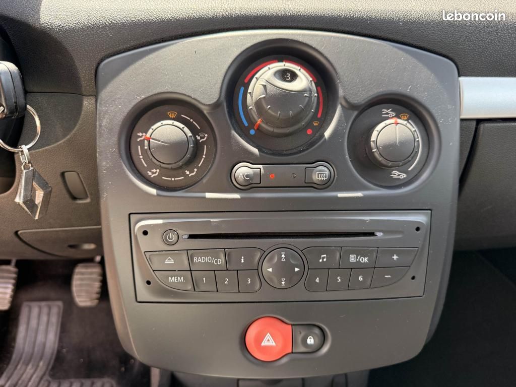 RENAULT CLIO 1.2i 16V - 75 III BERLINE Authentique PHASE 2 (image 18)
