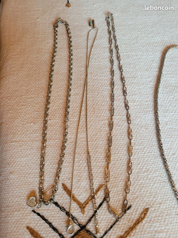 Collier argent (image 1)