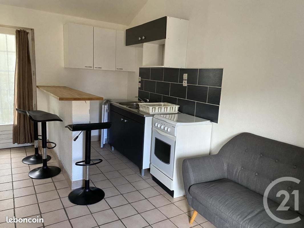 Appartement 2 pièces 26 m² · à Annonay · 26 m² · 375 €/mois