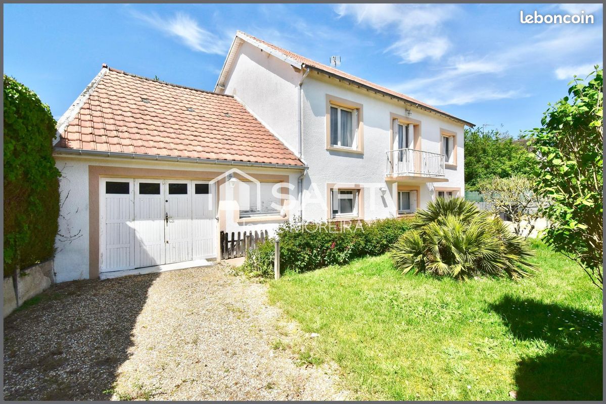 Maison 6 pièces 135 m² · à Anet · 135 m² · 185 000 €
