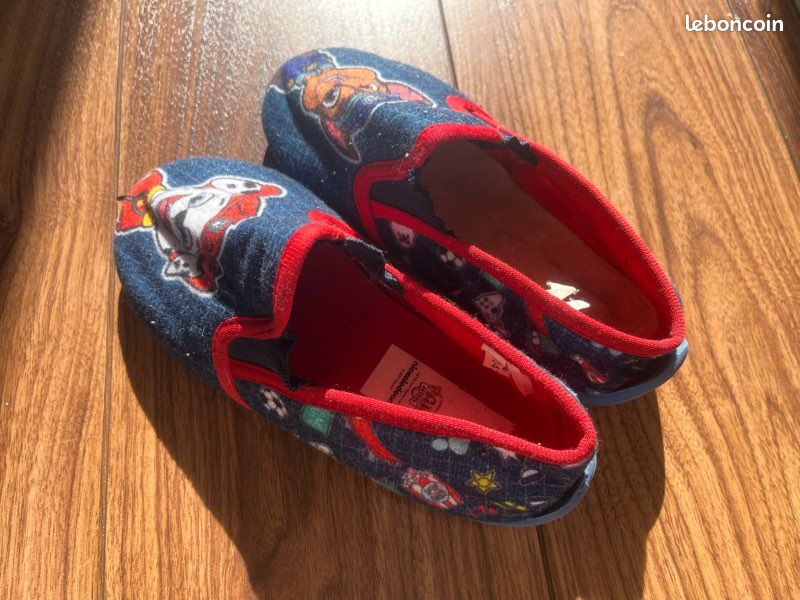 Chaussons Pat Patrouille taille 30 Chaussures
