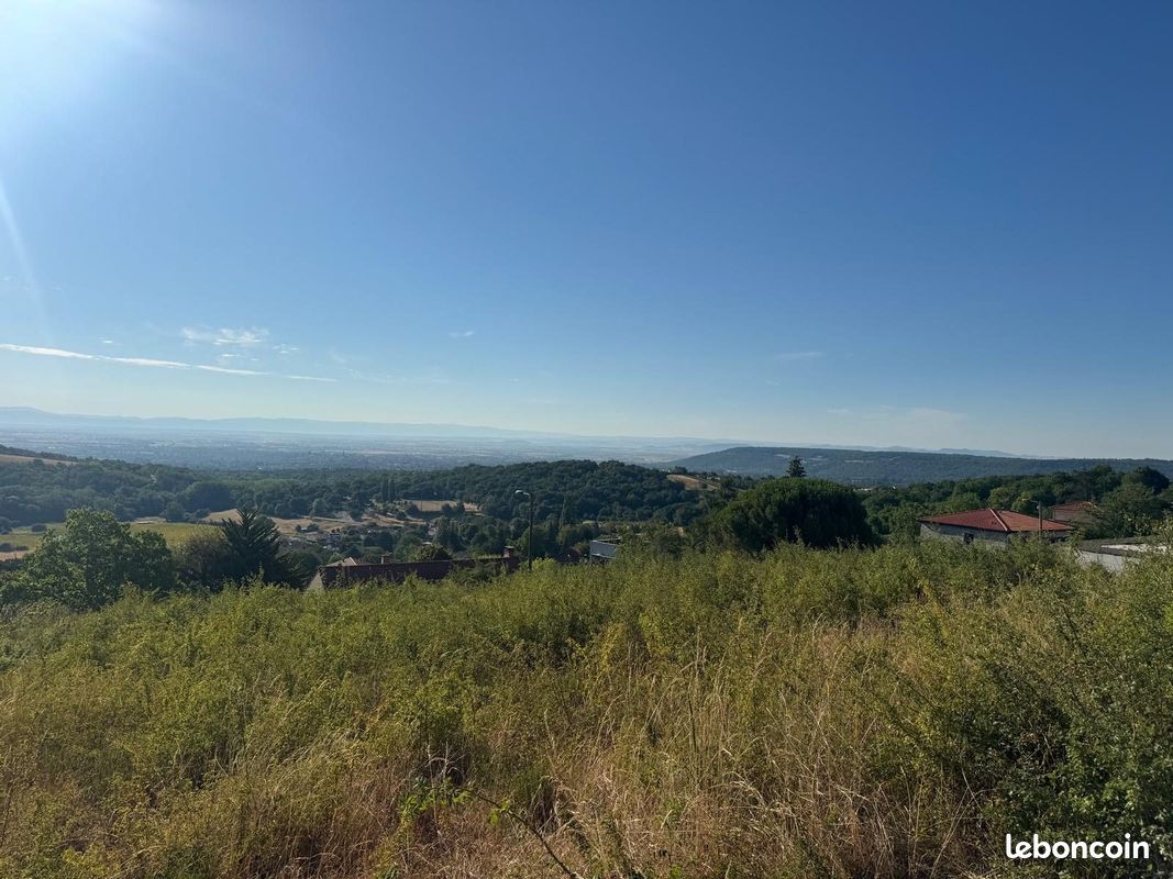 Terrain 776 m² · à Châtel-Guyon · 776 m² · 171 900 €