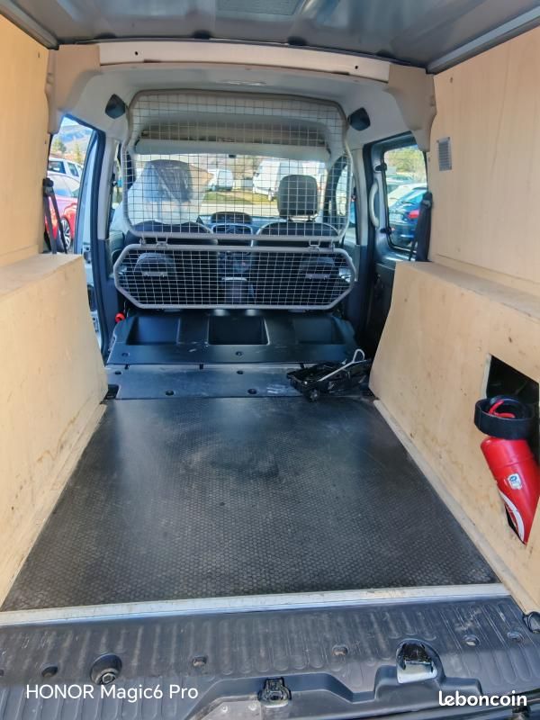 Renault Kangoo MAXI 1.5 BLUE DCI 115CH CABINE APPROFONDIE EXTRA R-LINK (image 10)