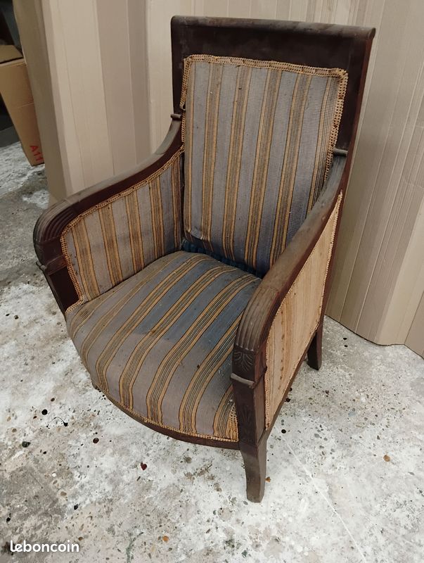 Fauteuil acajou (image 1)