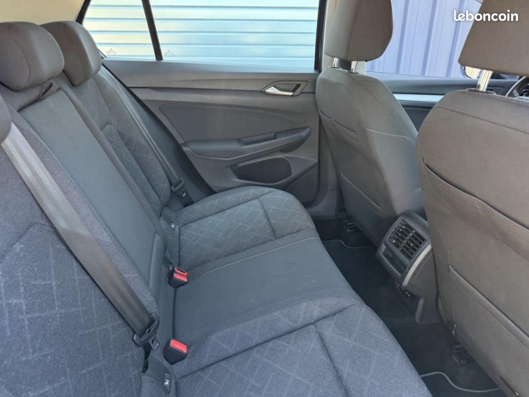 Volkswagen Golf 1.5 TSI ACT 130 BVM6 Life 1st (image 22)