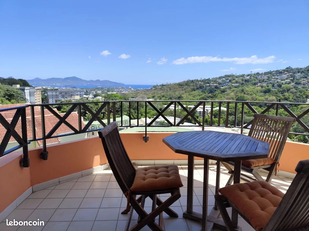 Appartement 2 pièces 35 m² · à Fort-de-France · 35 m² · 850 €/mois