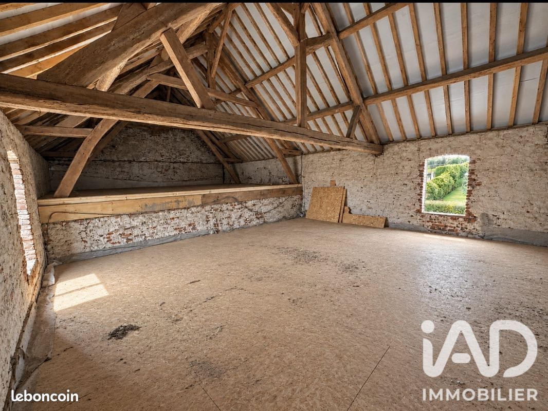 Immeuble 3 pièces 160 m² · au Meux · 160 m² · 142 000 €