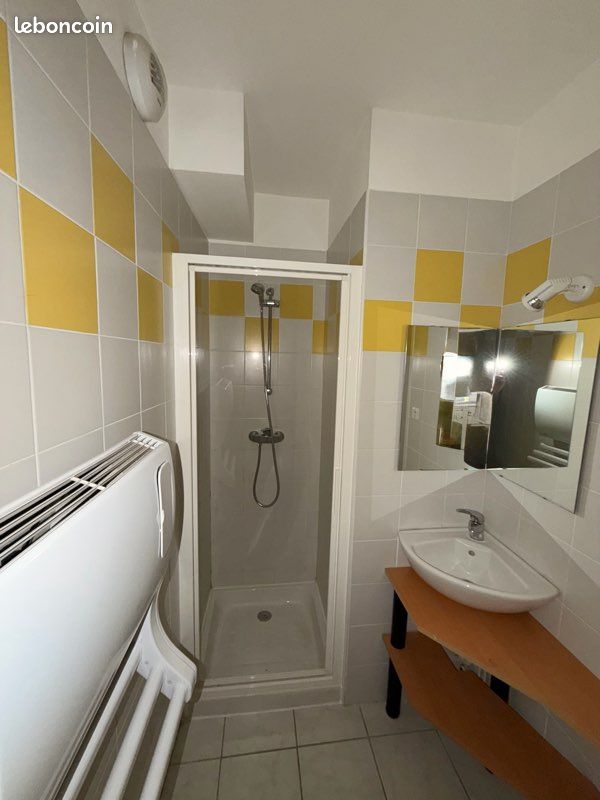 À louer T1 (image 3)