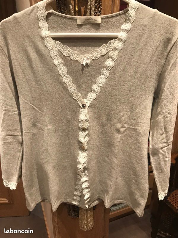 Cardigan + bustier (image 1)