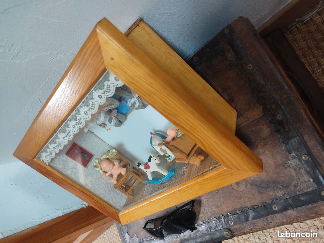 Vitrine Miniature Chambre Bébé Artisanale – Décoration Bouleau Fait Main France