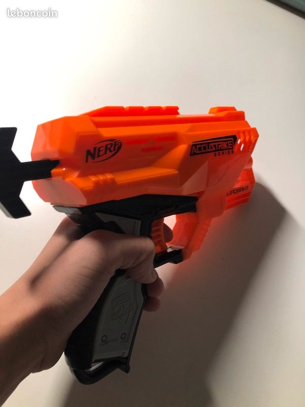 Nerf accustrike quadrant (image 5)