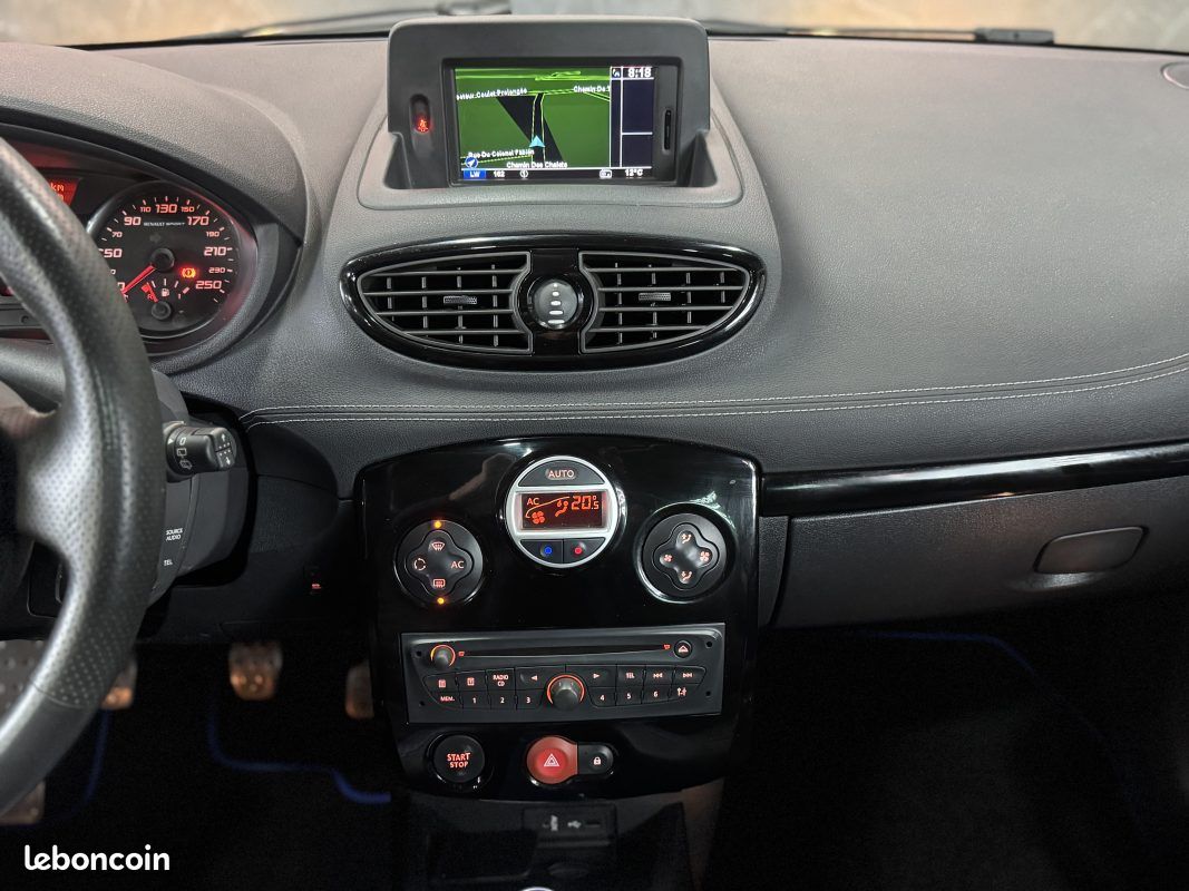 RENAULT CLIO III RENAULT SPORT Gordini RS CUP 2.0 16V 2011 (image 21)