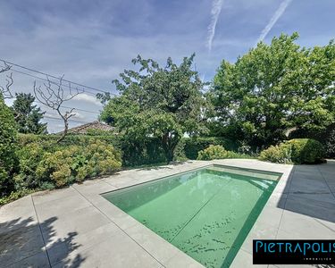 Maison 500 000 € - 166 m²