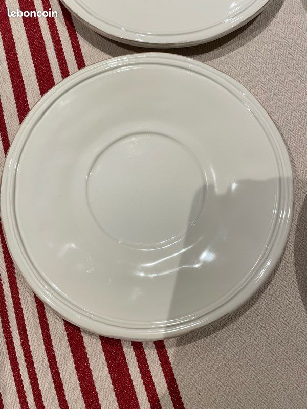 4 assiettes neuves blanches Athezza (image 2)