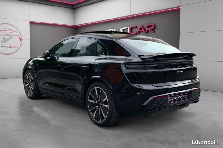 PORSCHE MACAN TURBO 639CV Garantie 12 mois Pack chrono toit ouvrant premiere main (image 3)