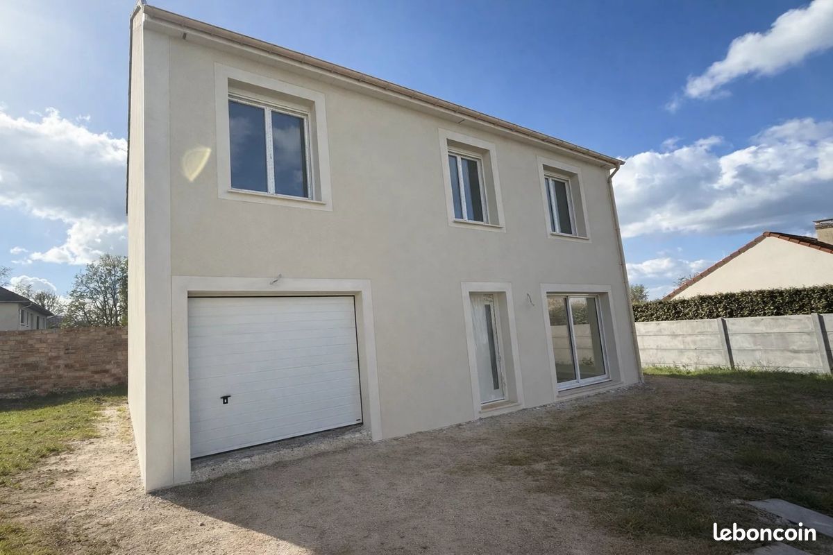Maison 7 pièces 155 m² · à Égly · 155 m² · 449 000 €