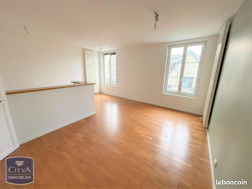 Appartement 3 pièces 57 m² · à Laon · 57 m² · 570 €