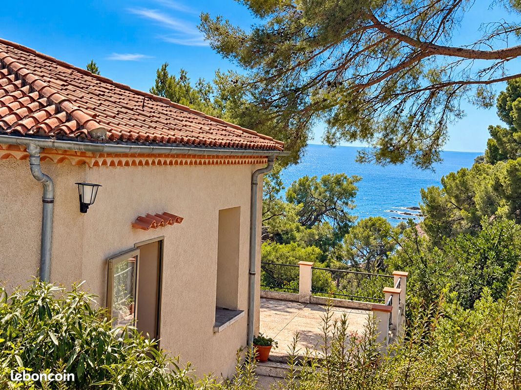 Maison 5 pièces 250 m² · à Saint-Mandrier-sur-Mer · 250 m² · 1 260 000 €