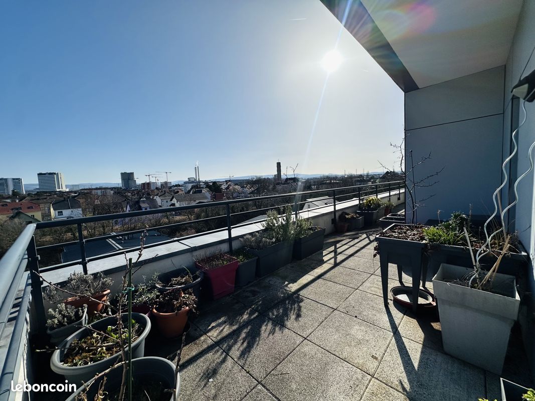 Appartement 4 pièces 97 m² · à Saint-Louis · 97 m² · 358 000 €