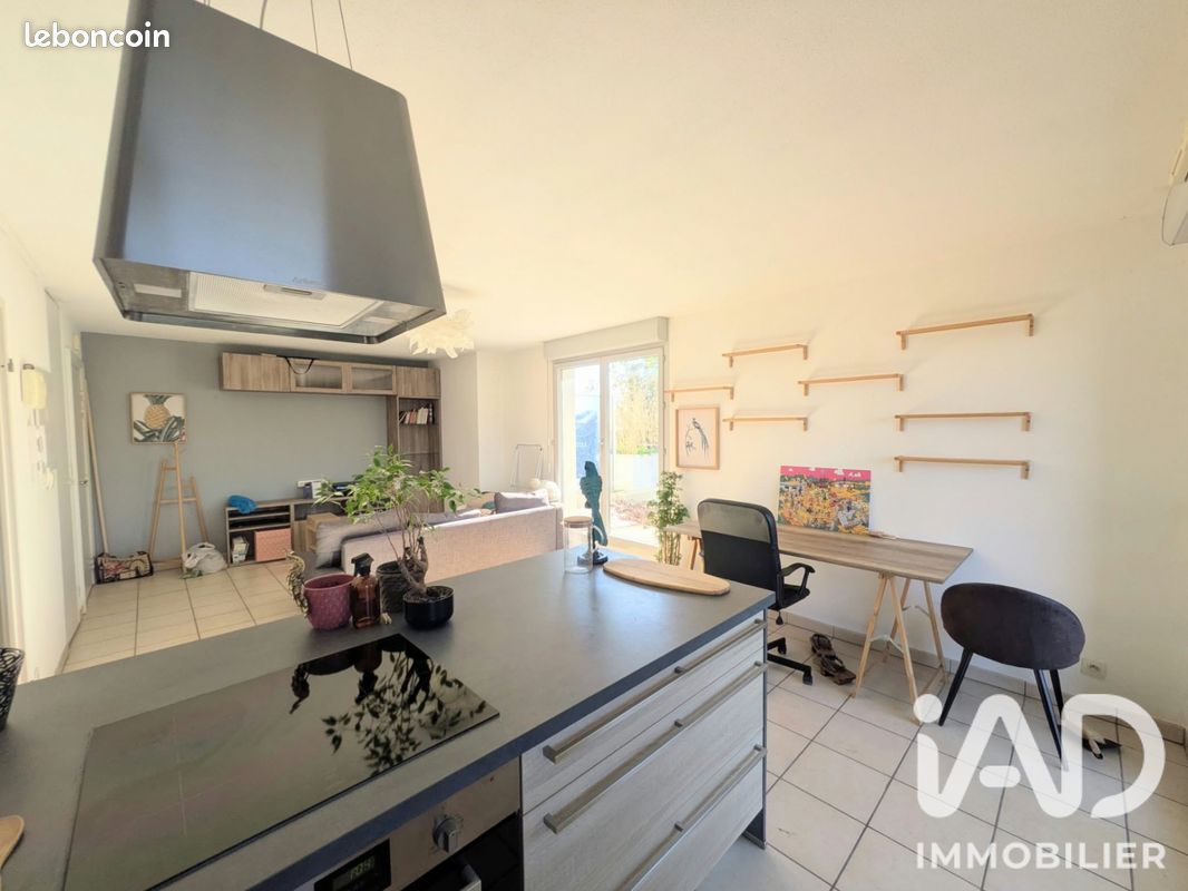 Appartement 2 pièces 48 m² · à La Riche · 48 m² · 730 €/mois