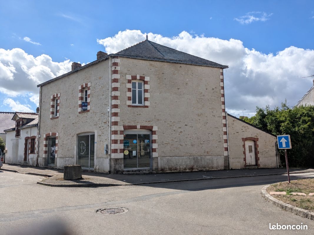 Maison 7 pièces 155 m² · à Notre-Dame-des-Landes · 155 m² · 175 000 €