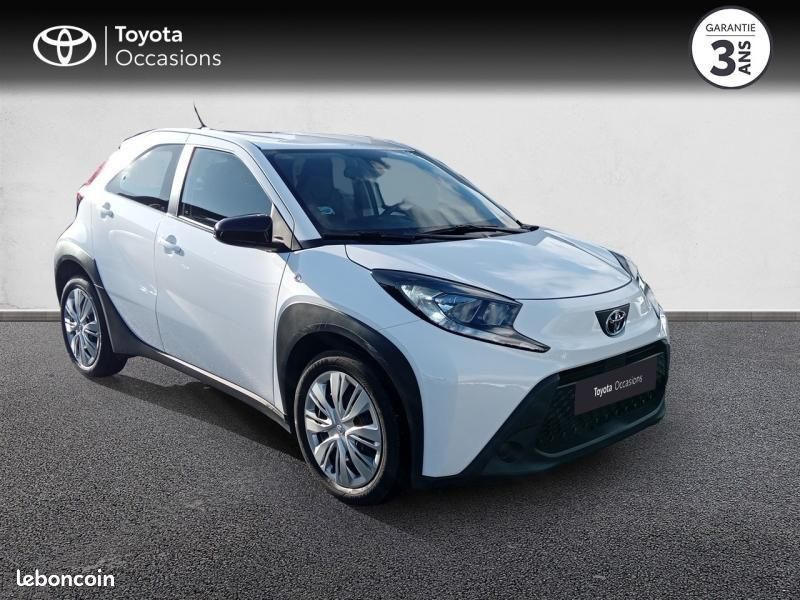 Toyota Aygo X 1.0 VVT-i 72ch Dynamic MY23 (image 10)