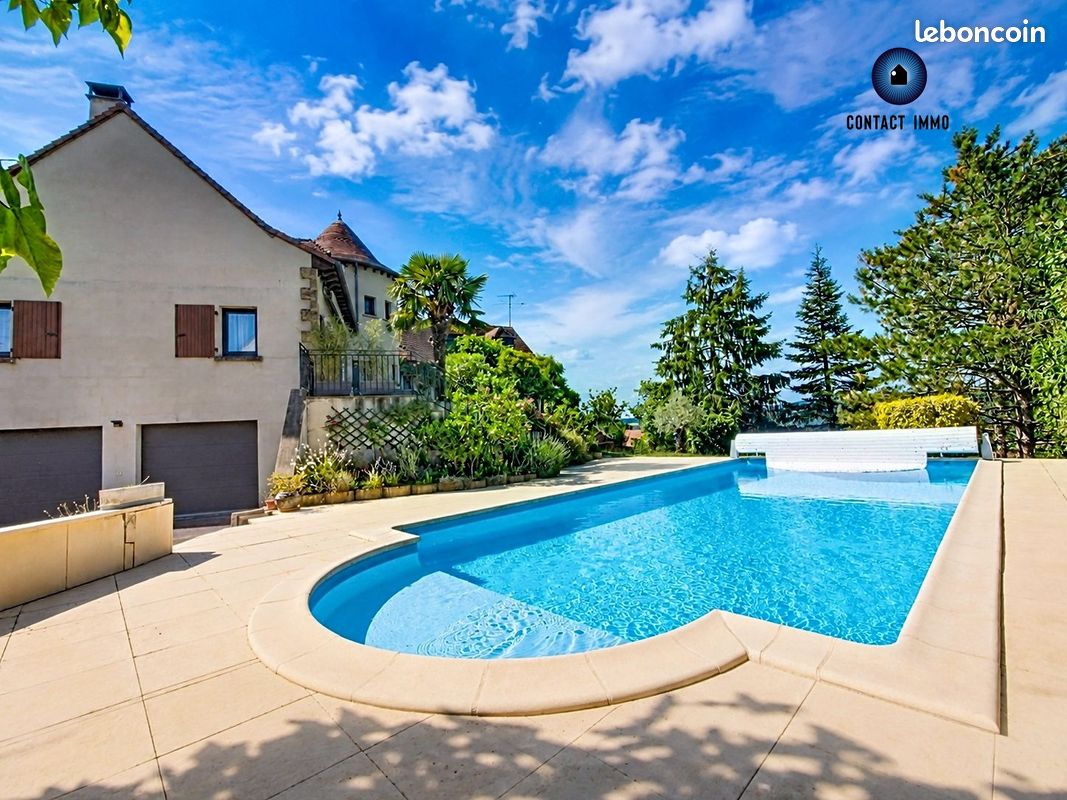 Maison 8 pièces 223 m² · à Cosnac · 223 m² · 420 000 €