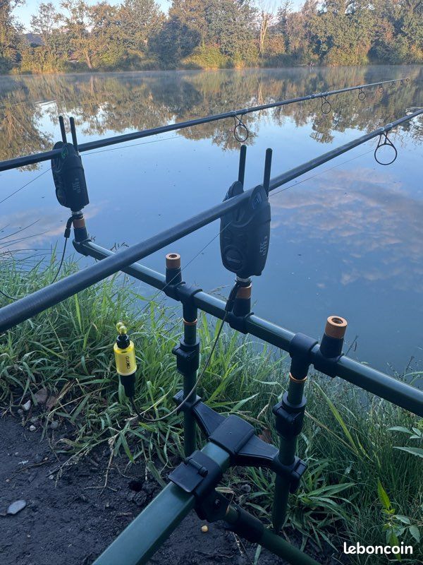Kit de passoire à granulés 2 en 1 pour pêche à la carpe, boîte à appâts Kit de passoire à granulés 2 en 1 pour pêche à la carpe, boîte à appâts