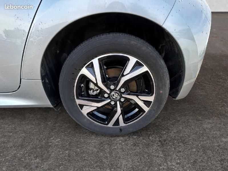 Toyota Yaris 116h Design 5p MC24 (image 14)
