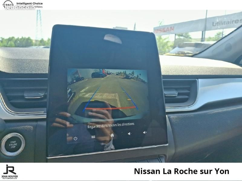 Renault Captur 1.6 E-Tech hybride 145ch Techno Fast Track (image 12)