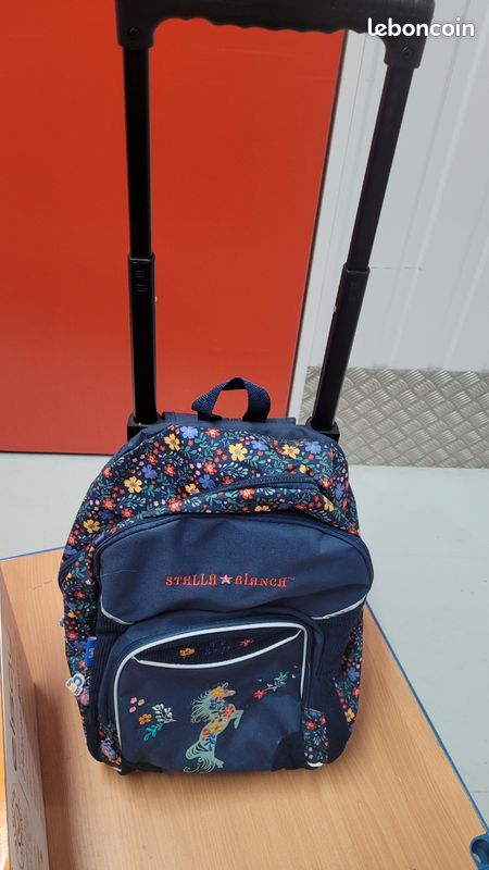 Cartable licorne 2-en-1 (sac à dos et roulettes) Papeterie