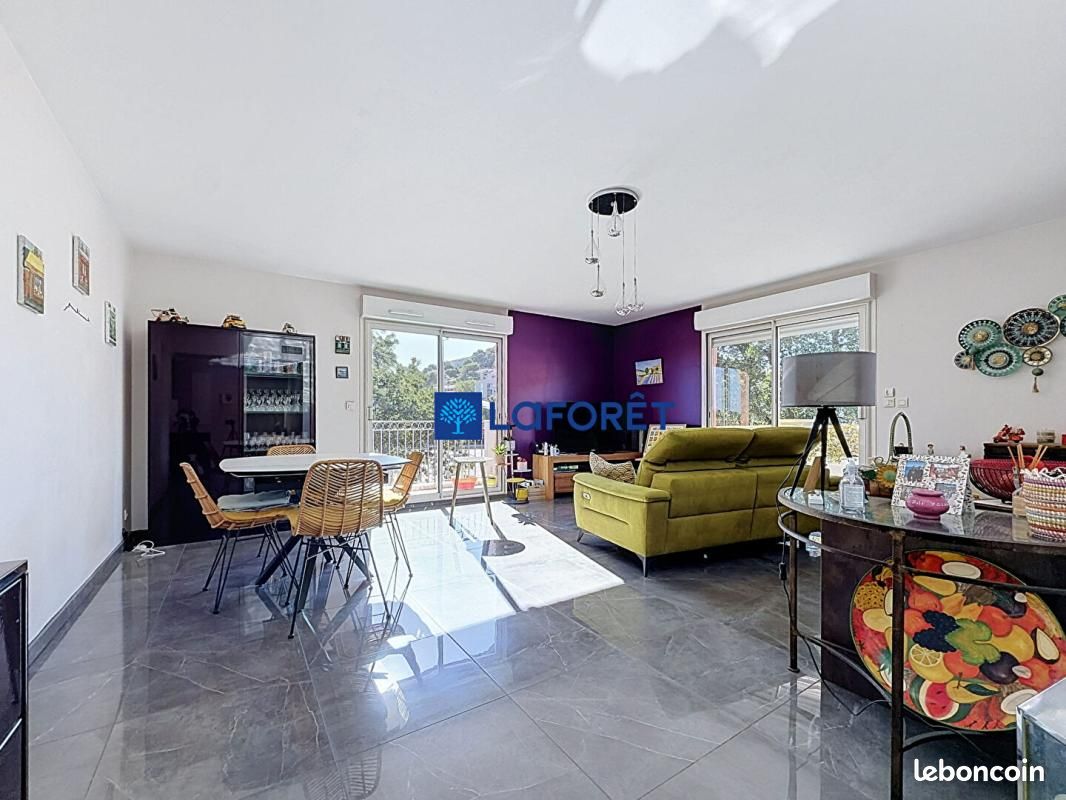 Appartement 4 pièces 93 m² · à Carqueiranne · 93 m² · 630 000 €
